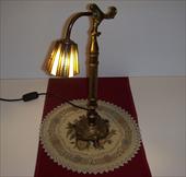 מנורת שולחן דקורטיבית מתכווננת (נמכרה)